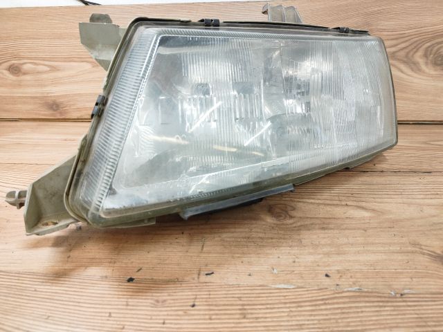 bontott SAAB 9-5 Bal Fényszóró