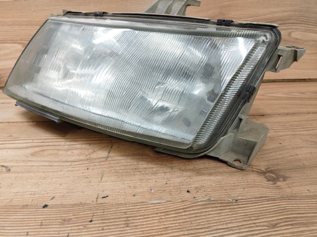 bontott SAAB 9-5 Bal Fényszóró