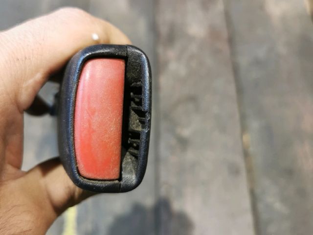 bontott SAAB 9-5 Bal hátsó Biztonsági Öv Csat