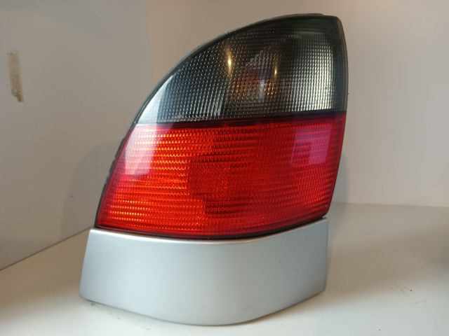 bontott SAAB 9-5 Bal Külső Hátsó Lámpa