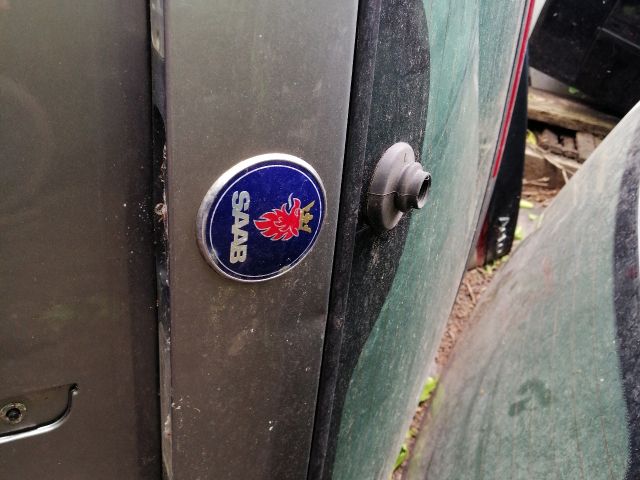 bontott SAAB 9-5 Csomagtérajtó (Részeivel)