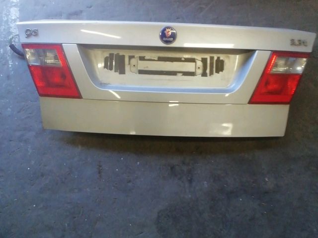 bontott SAAB 9-5 Csomagtérajtó (Üres lemez)