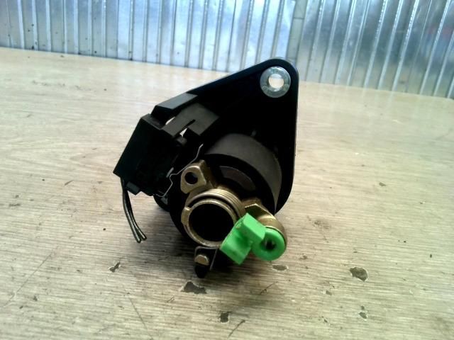 bontott SAAB 9-5 Csomagtérajtó Zárbetét