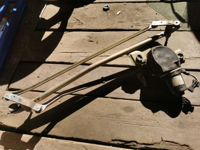 bontott SAAB 9-5 Első Ablaktörlő Szerkezet Motorral