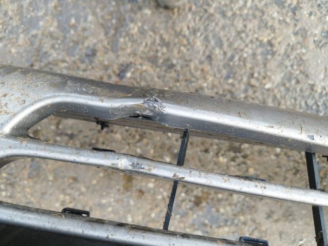 bontott SAAB 9-5 Első Lökhárító (Részeivel)