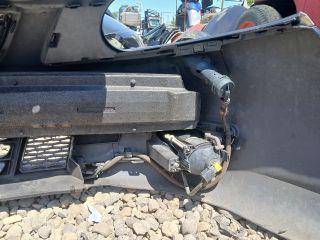 bontott SAAB 9-5 Első Lökhárító (Részeivel)