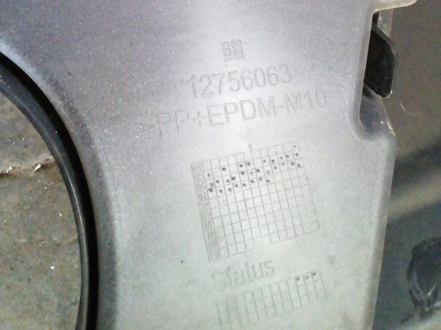 bontott SAAB 9-5 Első Lökhárító (Részeivel)