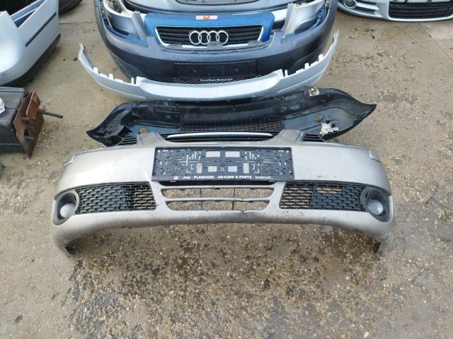 bontott SAAB 9-5 Első Lökhárító (Részeivel)