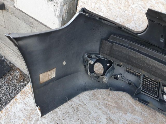 bontott SAAB 9-5 Első Lökhárító (Részeivel)