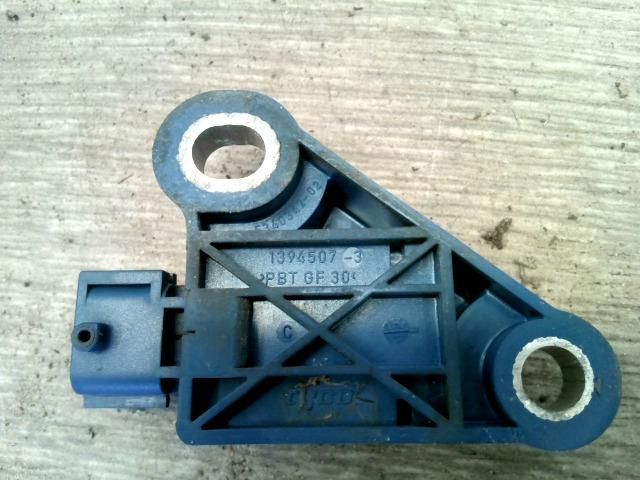 bontott SAAB 9-5 Gyorsulás Jeladó