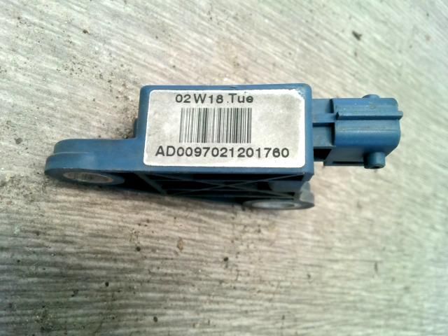 bontott SAAB 9-5 Gyorsulás Jeladó