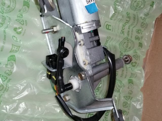 bontott SAAB 9-5 Hátsó Ablaktörlő Motor