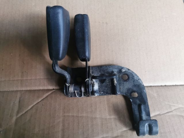 bontott SAAB 9-5 Hátsó középső Biztonsági Öv Csat