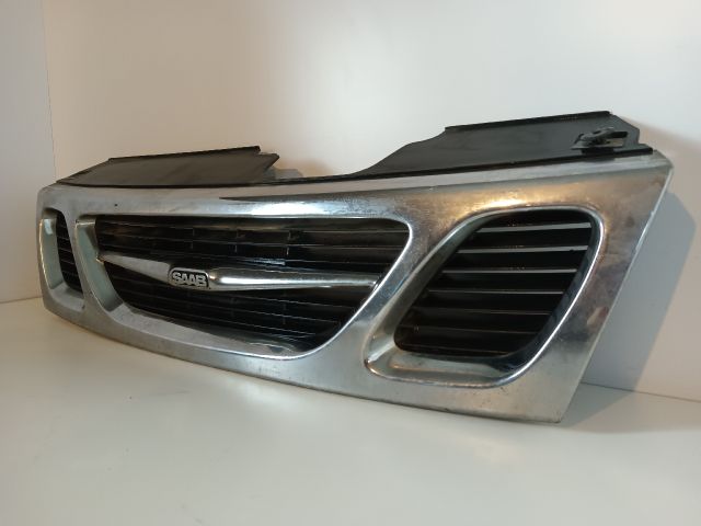 bontott SAAB 9-5 Hűtőrács