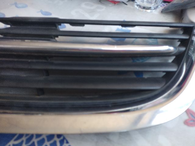 bontott SAAB 9-5 Hűtőrács