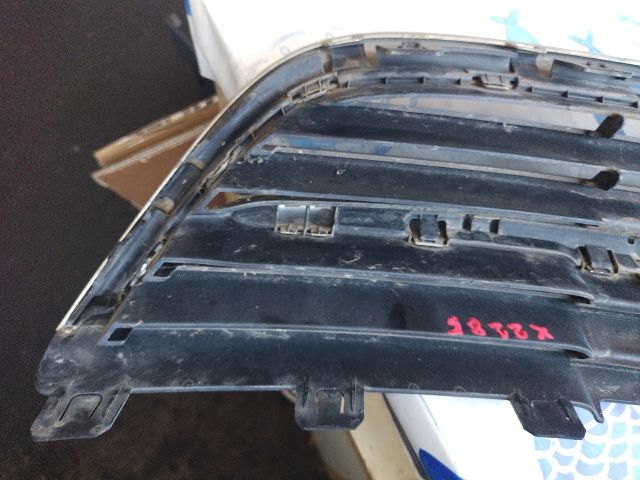 bontott SAAB 9-5 Hűtőrács