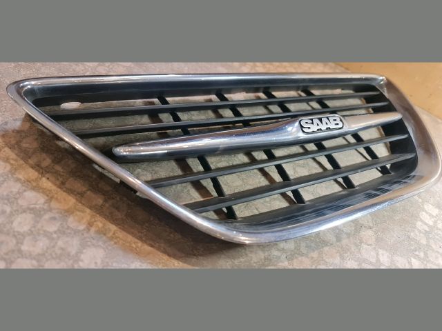 bontott SAAB 9-5 Hűtőrács