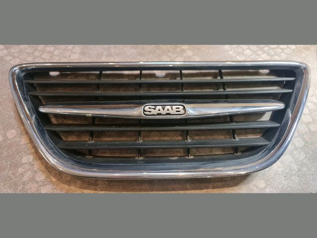 bontott SAAB 9-5 Hűtőrács