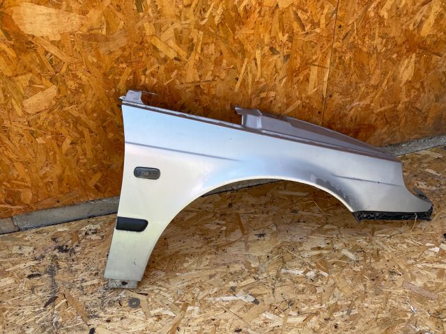 bontott SAAB 9-5 Jobb első Sárvédő