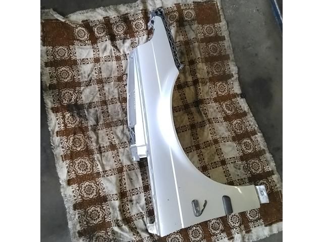 bontott SAAB 9-5 Jobb első Sárvédő