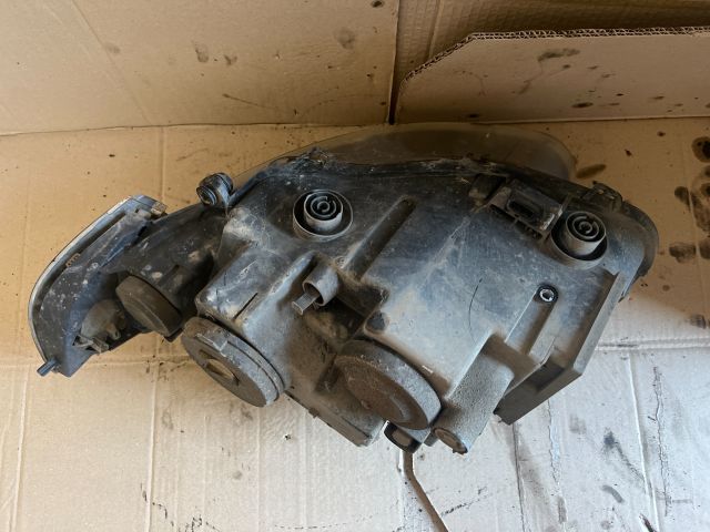 bontott SAAB 9-5 Jobb Fényszóró