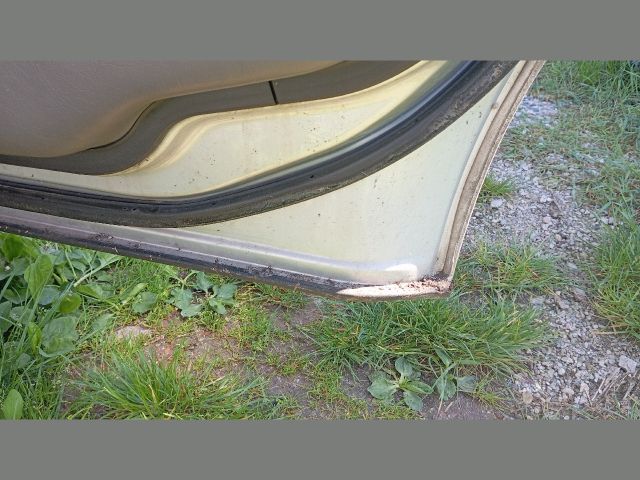 bontott SAAB 9-5 Jobb hátsó Ajtó (Üres lemez)