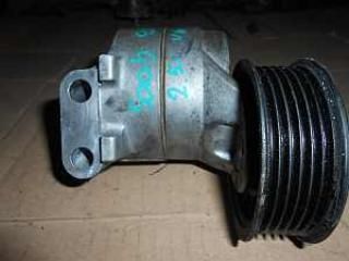 bontott SAAB 900 Szíjfeszítő Görgő