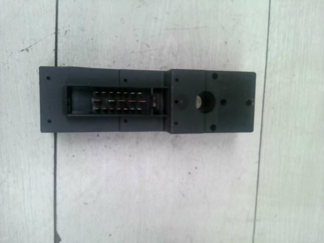 bontott SAAB 900 Bal első Ablakemelő Kapcsoló