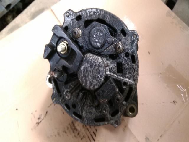 bontott SAAB 9000 Generátor