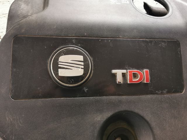 bontott SEAT ALHAMBRA Felső Motorburkolat