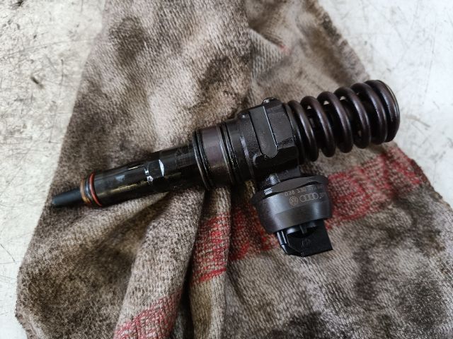 bontott SEAT ALHAMBRA Porlasztó (1 db)