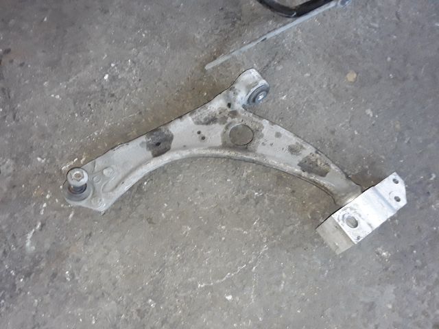 bontott SEAT ALHAMBRA Bal első Lengőkar