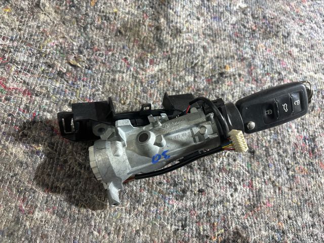 bontott SEAT ALHAMBRA Gyújtáskapcsoló Házzal