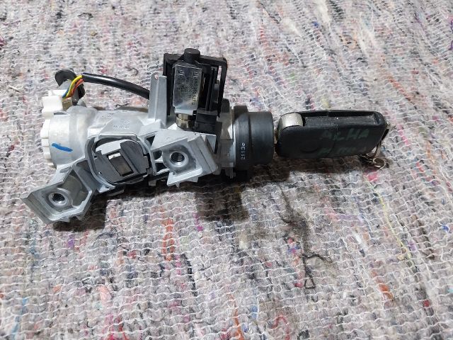 bontott SEAT ALHAMBRA Gyújtáskapcsoló Házzal