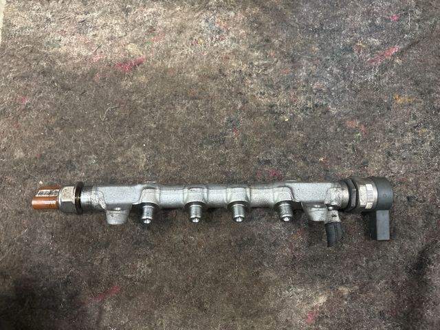 bontott SEAT ALHAMBRA Közösnyomócső