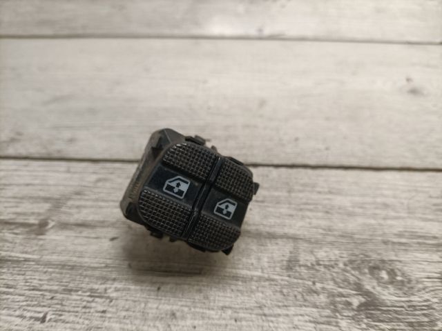 bontott SEAT ALHAMBRA Ablakemelő Kapcsoló Négyes / Kettes