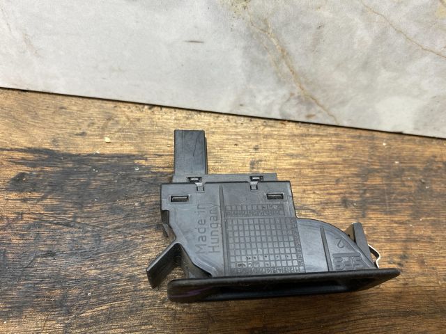 bontott SEAT ALHAMBRA Ablakemelő Kapcsoló (Pozíciófüggetlen)