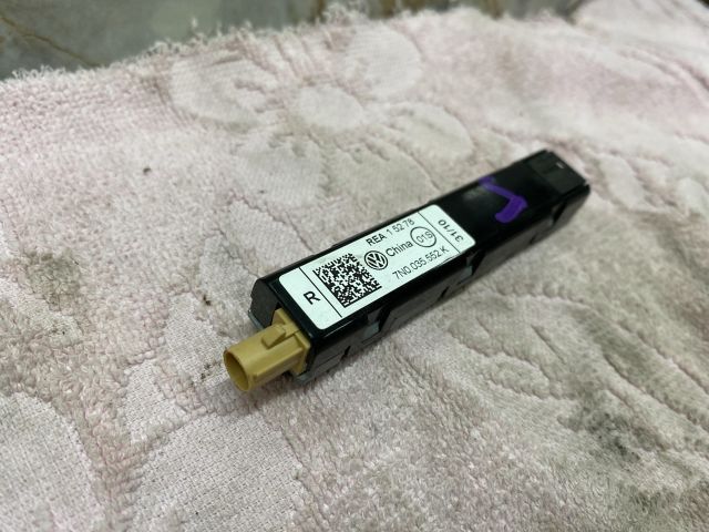 bontott SEAT ALHAMBRA Antenna Erősítő