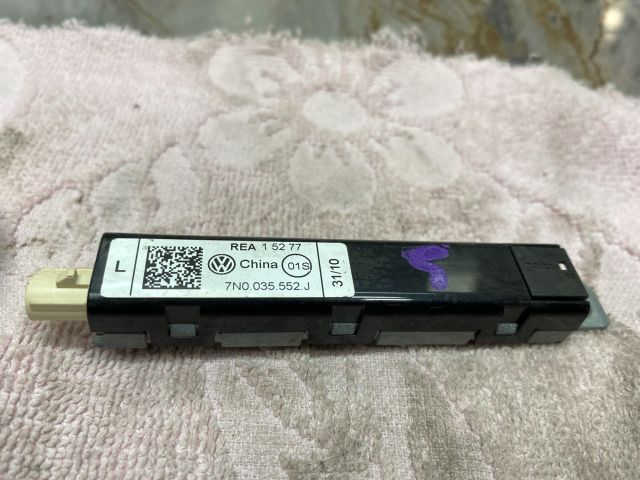 bontott SEAT ALHAMBRA Antenna Erősítő