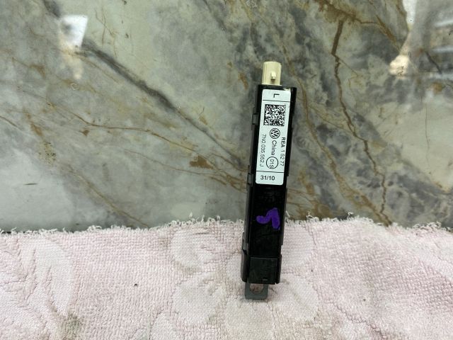 bontott SEAT ALHAMBRA Antenna Erősítő