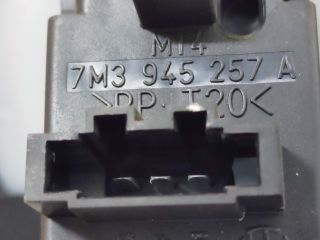 bontott SEAT ALHAMBRA Bal Belső Hátsó Lámpa