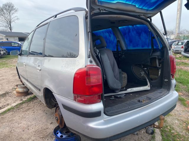 bontott SEAT ALHAMBRA Bal Belső Hátsó Lámpa