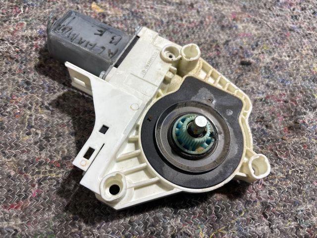 bontott SEAT ALHAMBRA Bal első Ablakemelő Motor