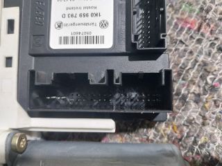 bontott SEAT ALHAMBRA Bal első Ablakemelő Motor