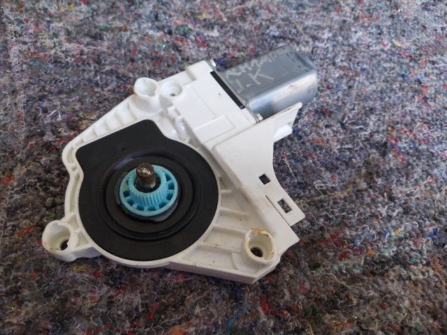 bontott SEAT ALHAMBRA Bal első Ablakemelő Motor