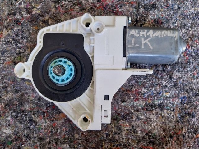 bontott SEAT ALHAMBRA Bal első Ablakemelő Motor