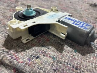 bontott SEAT ALHAMBRA Bal első Ablakemelő Motor