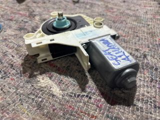 bontott SEAT ALHAMBRA Bal első Ablakemelő Motor