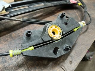 bontott SEAT ALHAMBRA Bal első Ablakemelő Szerkezet (Elektromos)