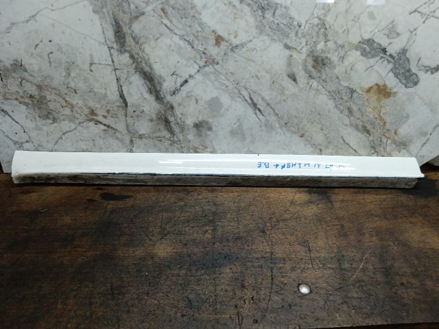 bontott SEAT ALHAMBRA Bal első Ajtó Díszléc